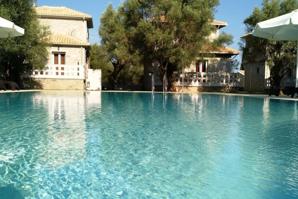 Villa *Drosia*/5' From Town & Sea/Mountain View Frinion ภายนอก รูปภาพ